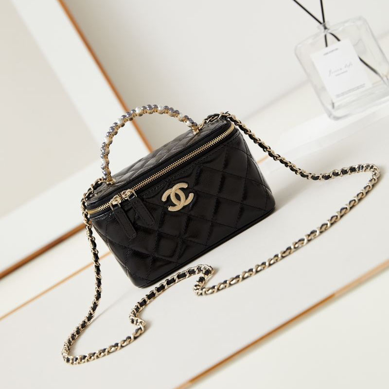 Chanel Cosmetic Bags - Click Image to Close